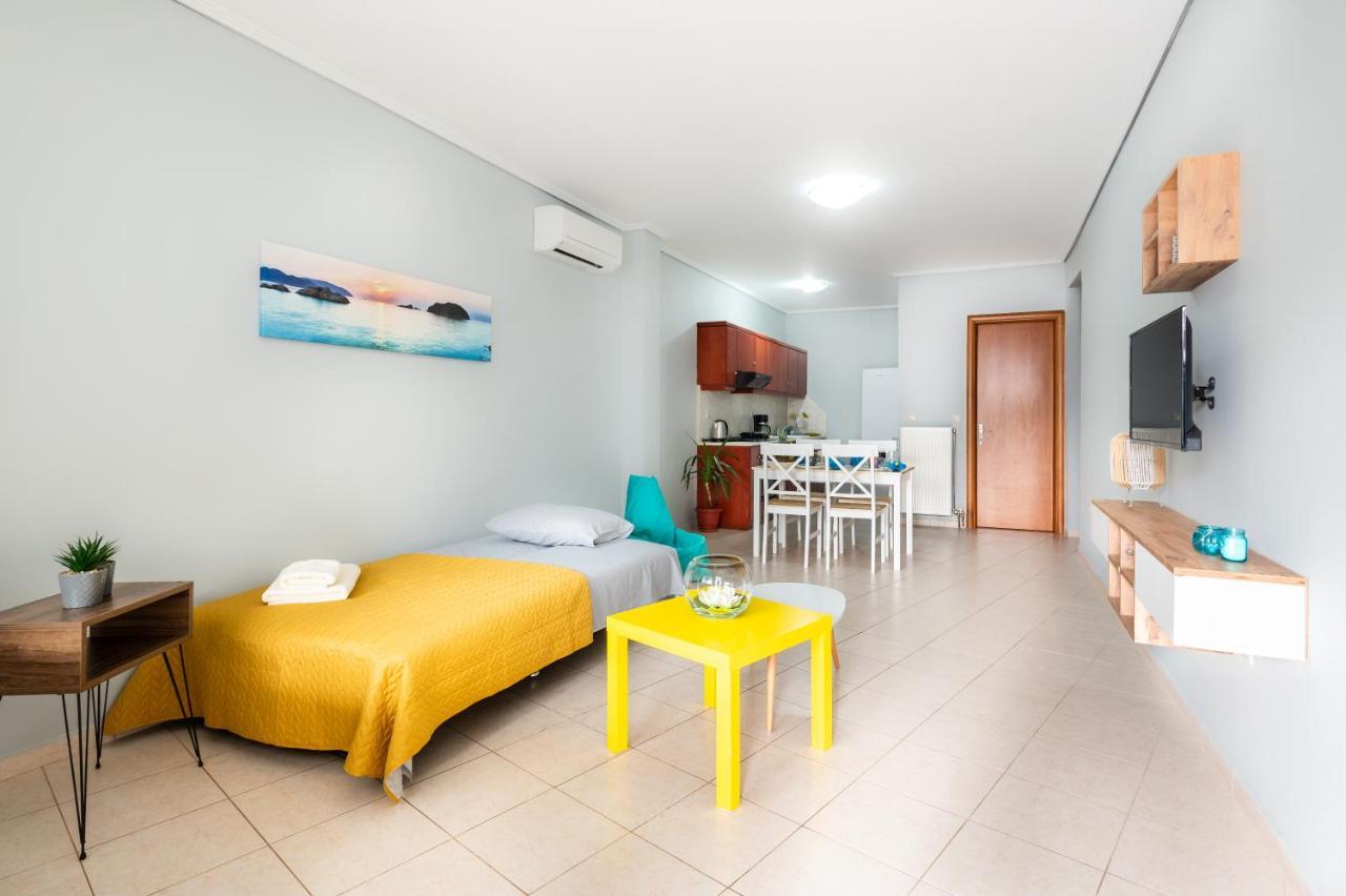 Di Emma Apartment Лименас Екстериор снимка